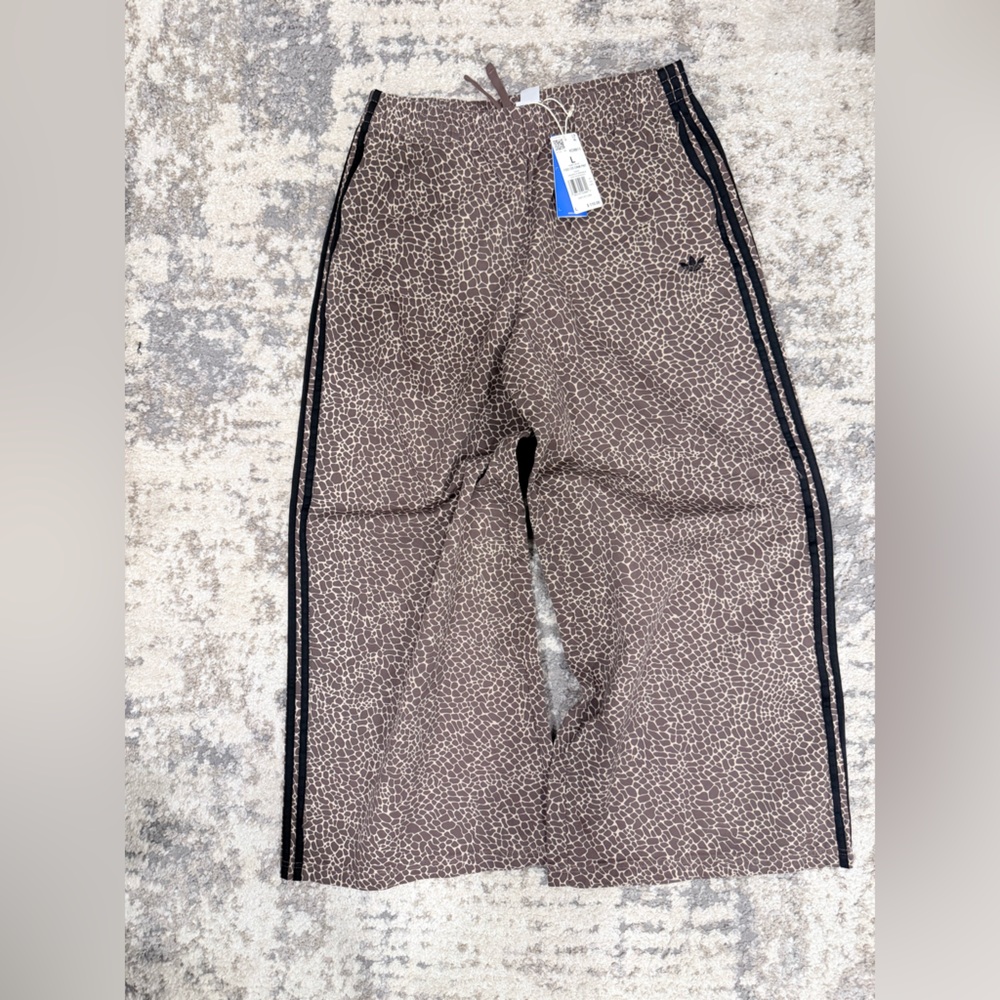 adidas Women’s FIREBIRD OVERSIZED AOP DENIM PANTS - Picture 5 of 7